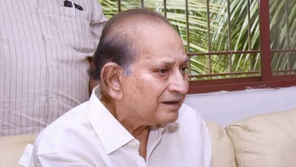 ఉలిక్కిపడిన సినీ లోకం..