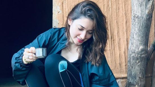 హిట్స్ ప్లాప్స్ తో సంబంధం లేకుండా..