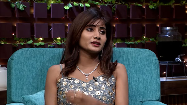 ఆటలో ఉత్త బొమ్మ