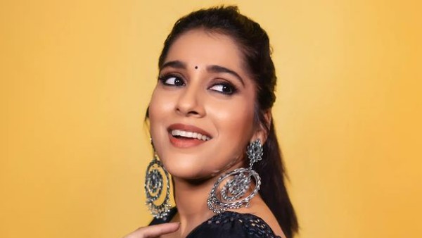 యాంకర్ కన్నా ముందుగా..