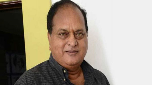 నవ్వించే పెదాల వెనకాలే