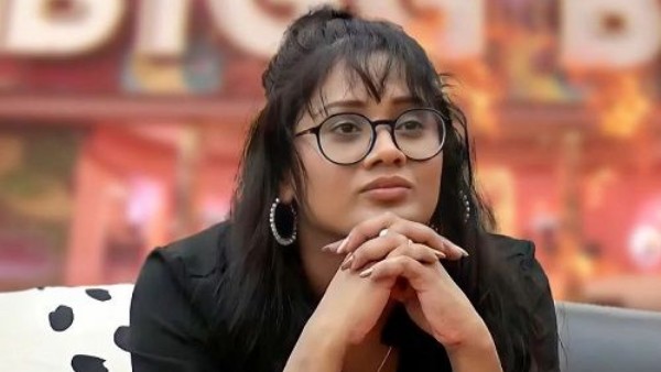 అందంగా లేవన్నారు...