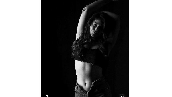 ప్యాంట్ జిప్ తీసేసి స్టిల్