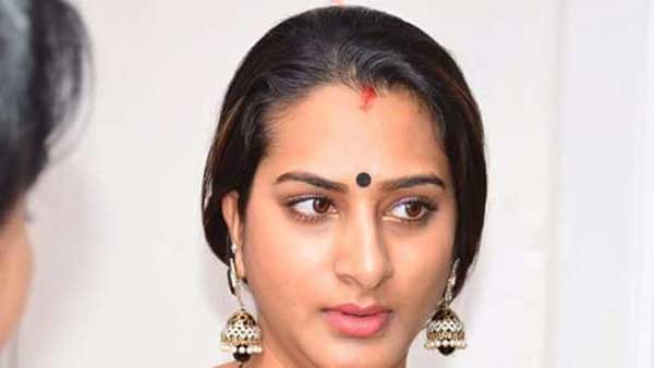 కూతురితో జాలీగా.. రెండో పెళ్లి