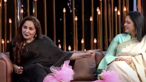 ముందుగా ట్విటర్ వేదికగా హింట్స్..