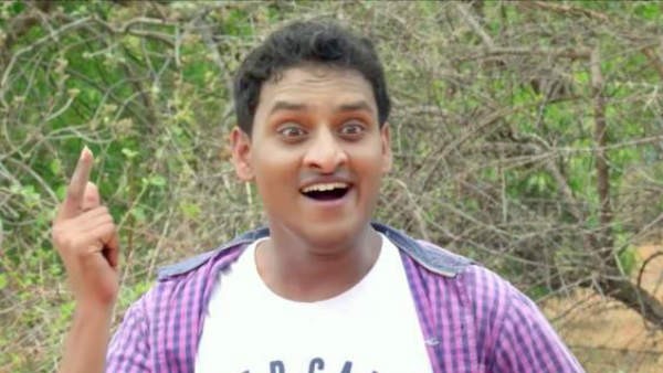 మరొక వ్యక్తిని నమ్మి..