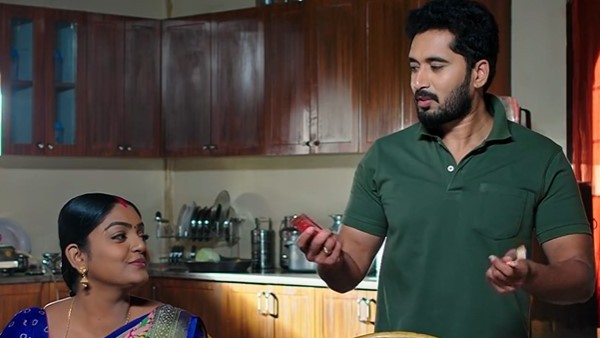 కార్తీక్, దీప కనిపిస్తే.. కాల్ చేయండి