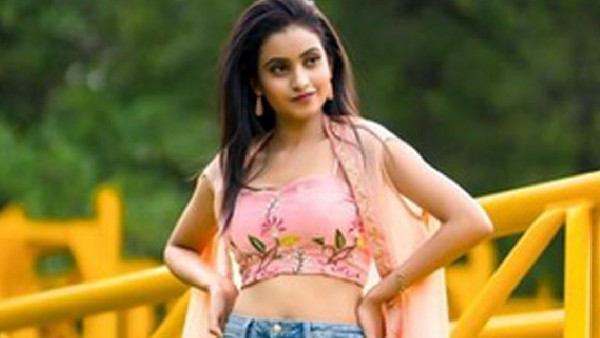 టిక్ టాక్ వీడియోలతో..