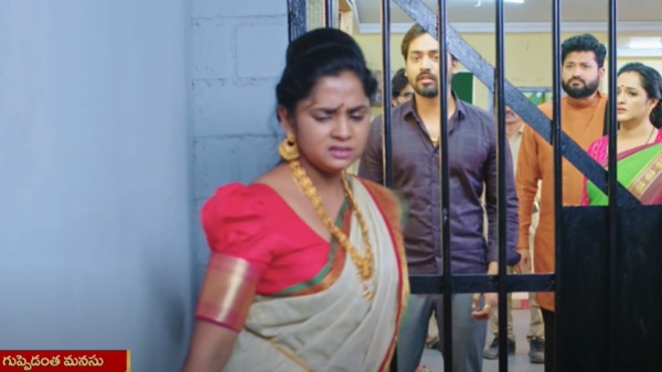 మెడపట్టి గెంటించేలా ఉంది..