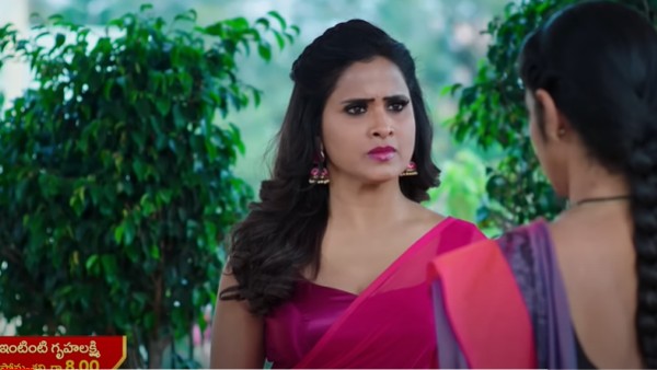 ప్రేమ్‌కు గిటార్ ఇచ్చిన తులసి