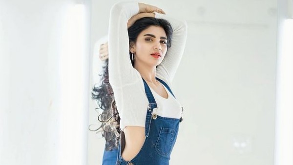 లవ్ ట్రాక్‌తో మరింత ఫేమస్