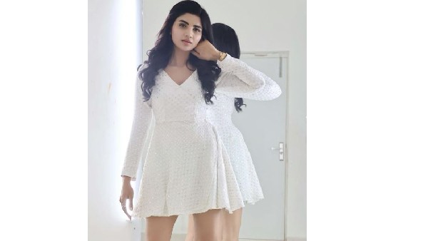 హాట్ షోలో అస్సలు తగ్గట్లేగా