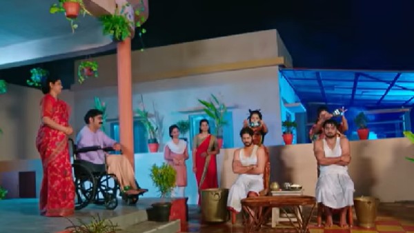 పండగ హడావుడి