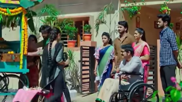 తక్కువ చేసి మాట్లాడిన మల్లిక