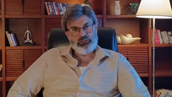 సైనికులు, ఫ్యాన్స్ ఆగ్రహంగా