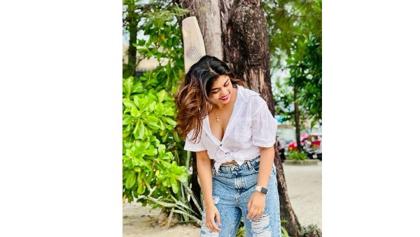 సోషల్ మీడియాలో బిజీనే