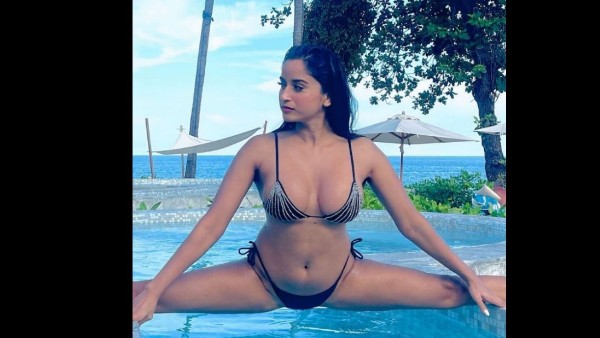 హీరోయిన్ బికినీ పిక్ వదిలి