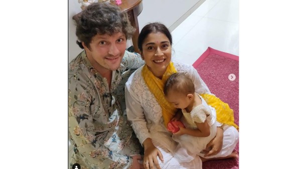 లవ్ మ్యారేజ్.. తల్లైన శ్రీయ