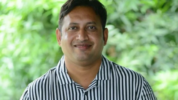 Producer SKN satires on Dil Rajus speech at Varisu audio Function at Writer Padmabhushan event Producer SKN satires on Dil Rajus speech at Varisu audio Function at Writer Padmabhushan event