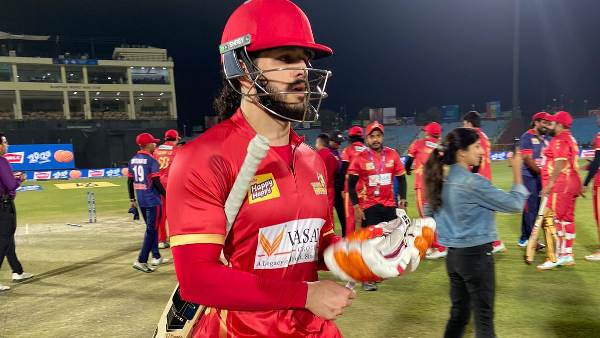 26 బంతుల్లో 57 రన్స్..