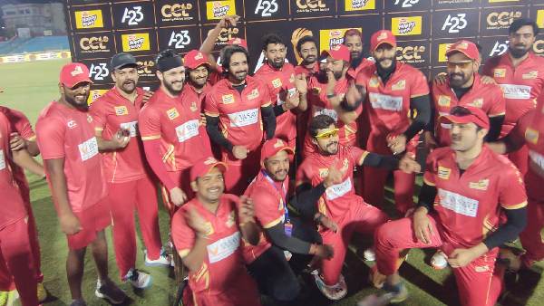 హైదరాబాద్ లో ఫైనల్స్..