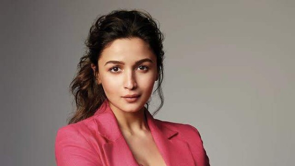 Alia Bhatt ప్రైవేట్ లైఫ్ ఫోటోలు లీక్.. దొంగచాటుగా జీవితాన్ని బజారుపాలు చేస్తారా? జాన్వీ ఆగ్రహం