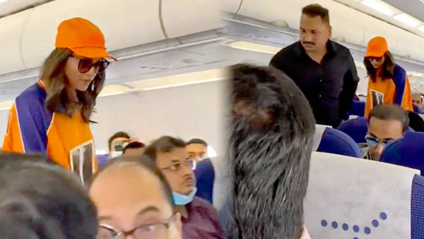 ఎకానమీ క్లాస్ ఫ్లైట్ లో..