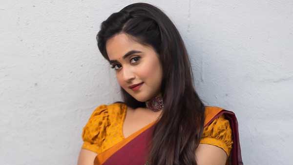 రొమాంటిక్ సాంగ్‌... బిగ్ హిట్