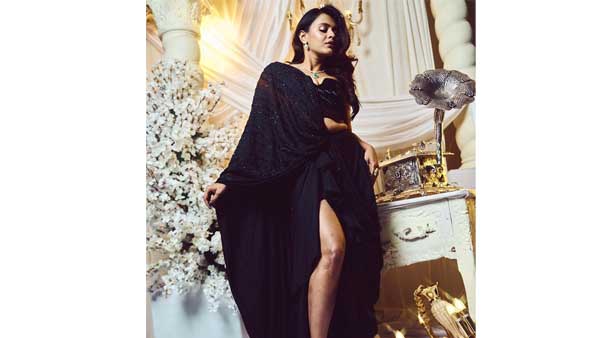  గ్లామర్ రోల్స్ కు సిద్ధమే అన్నట్లు..