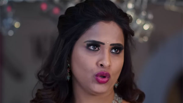 కస్టమర్లు కరువు.. లాస్య వెటకారం