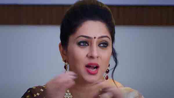 ఇంటర్వ్యూకు దివ్య.. తల్లితోనే