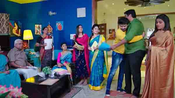 పాంప్లెట్ల ప్లాన్.. అభి సీరియస్