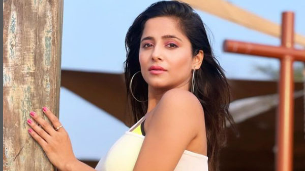 సినిమాల్లోకి ఎంటర్.. నిరాశగా