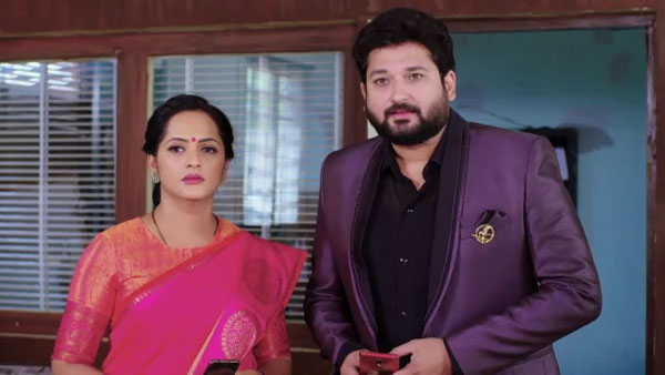 పెద్దమ్మ ప్రెస్ మీట్ ఉంది..