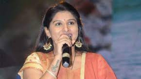 నిలదీస్తున్న స్థానికులు