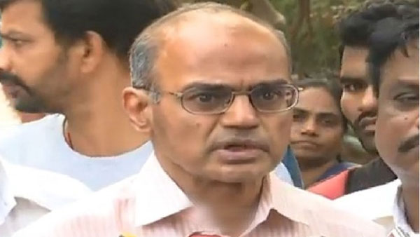 Balakrishna Brother Nandamuri Ramakrishna Met With Car Accident Has Minor Injuries