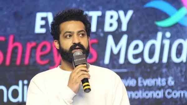 ముందుగా తారక్ ఎమోషనల్ కామెంట్స్