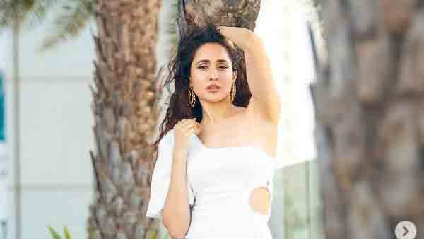 ఒక హిట్.. ఒక డిజాస్టర్‌తో