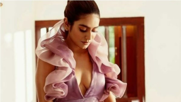 అందాలను ఆరబోస్తోన్న నటి