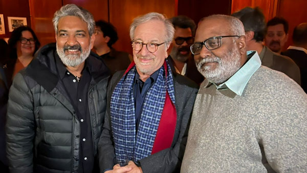 స్టీవెన్ స్పిల్ బర్గ్ కూడా..