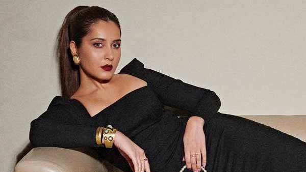 మీడియం రేంజ్ హీరోలతోనే..