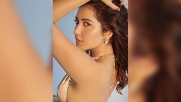 ఆ భాషల్లోనూ సందడి చేసి