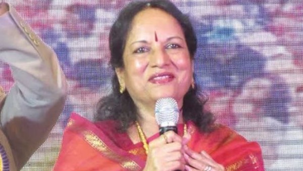 బాల్యంలోనే సంగీతంలో..