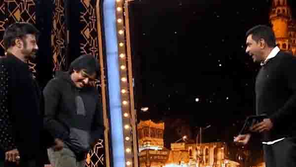 హ్యాండ్ ఇచ్చిన త్రివిక్రమ్?