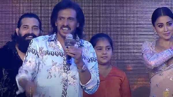 అతను గొప్ప మొగాడు..