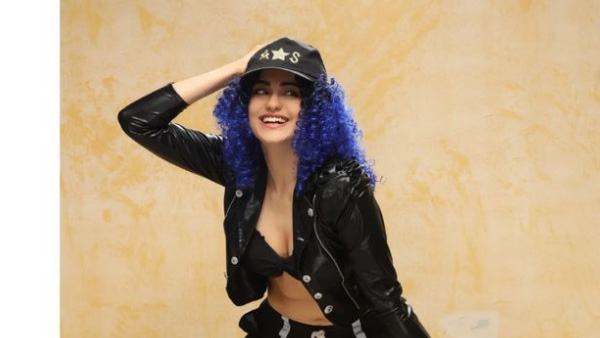 టీనేజ్‌లో స్టార్ చేసేసింది