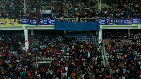  తొలి ఇన్సింగ్స్‌లో భోజ్‌పురి