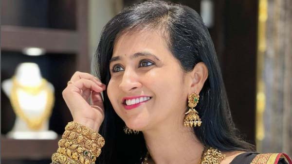 యాంకరింగ్ లో..