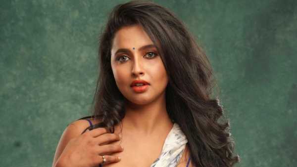 కాళ్లు పట్టుకొంటే క్షమించి వదిలేశా