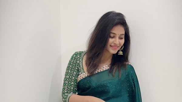 అలంటి పాత్రల్లో..